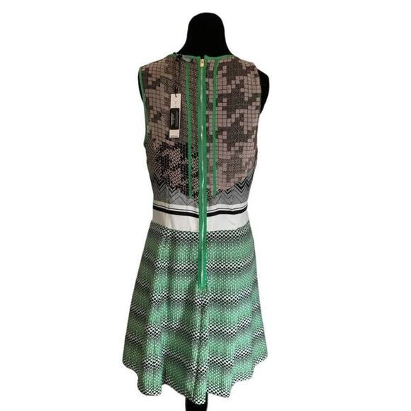 NWT W118 Walter Baker Genesis Digital Print Dress Size Small - Picture 4 of 5